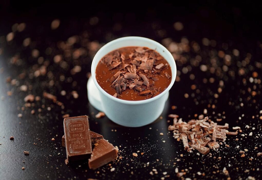 3 receitas de chocolate quente para aquecer a rotina