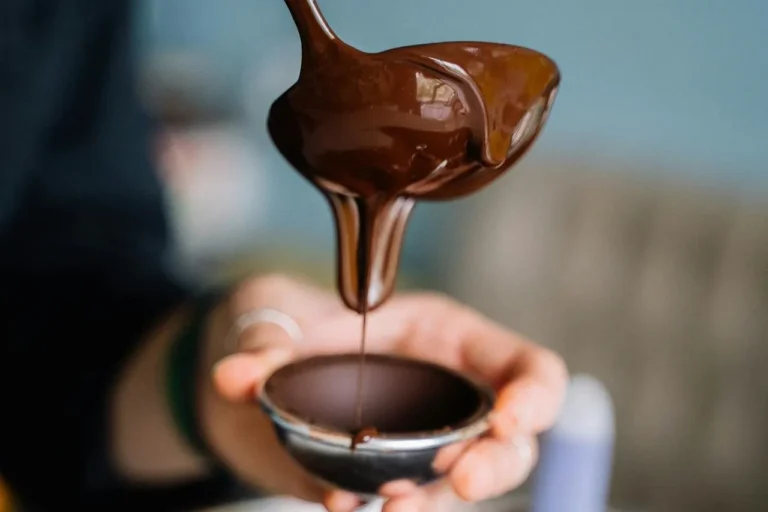 como fazer ganache de chocolate