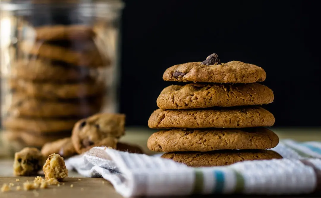 receita de como fazer cookies com gotas de chocolate
